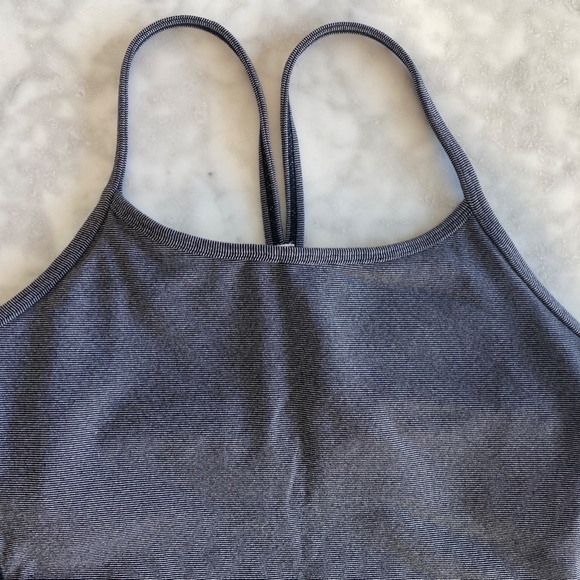 lululemon tank - Picture 4 of 5
